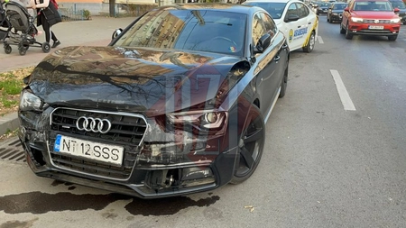 Accident rutier în Păcurari. O Dacia Logan a intrat în coliziune cu un Audi - EXCLUSIV, FOTO, UPDATE, VIDEO
