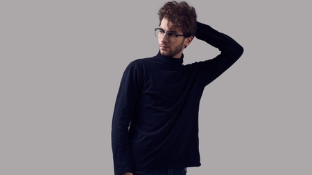 Pulovere pentru bărbați cu model alpin - cea mai tare tendință de modă care vine de Crăciun!