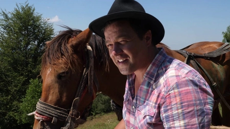 Actorul Sandu Pop, cunoscut ca Văru Săndel, are o biografie surprinzătoare. Cum și-a cunoscut soția