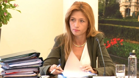 Ilegalitate în Consiliul Local! Secretarul Denisa Ionașcu vrea să acopere o problemă penală în cazul unui proiect imobiliar de proporții