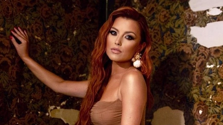 A pozat Elena Gheorghe nud? Cum s-a afișat vedeta pe rețelele de socializare 