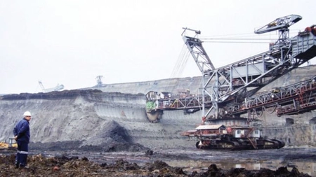 Banii din redevențe obținute din exploatarea resurselor de suprafață şi a apelor minerale vor rămâne la Consiliile Județene şi la primării! Guvernul Ciucă a luat o decizie de ultimă oră
