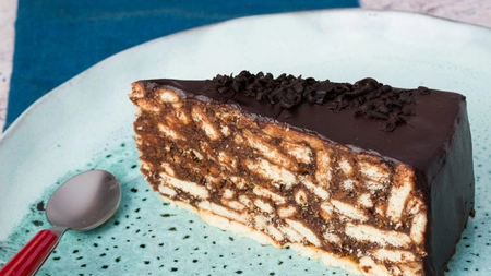 Tort de biscuiți din copilărie: Rețeta bunicii pentru un desert perfect
