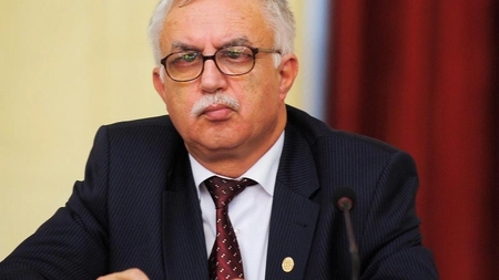 Augustin Zegrean, reacție după ce CCR a declarat neconstituţională obligativitatea măștilor de protecție