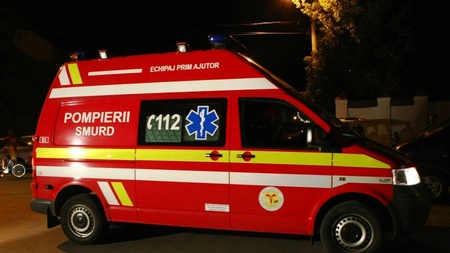 O femeie a căzut de la etajul patru al unui bloc din Constanța și a murit. Polițiștii au deschis dosar penal