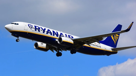 Avion plin cu români, alertă de incendiu înainte de aterizarea pe Aeroportul Otopeni