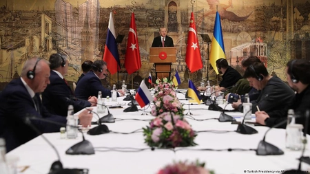 Negocierile de pace din Turcia nu au înregistrat progrese mari, susţine Moscova