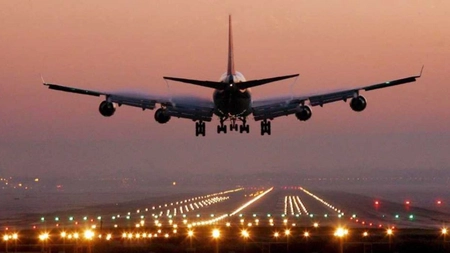 Biletele de avion vor deveni tot mai scumpe în următoarea perioadă