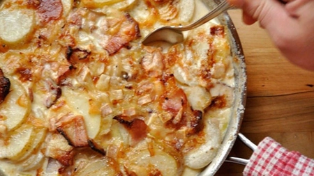 Cartofi carbonara. O rețetă simplă și delicioasă