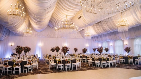 Vrei să-ți faci nuntă anul acesta? După doi ani de pandemie, prețurile au explodat! ”S-au scumpit meniurile cu 30%”