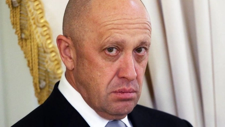De ce îl caută FBI pe ,,bucătarul lui Putin”. Recompensă de sute de mii de dolari