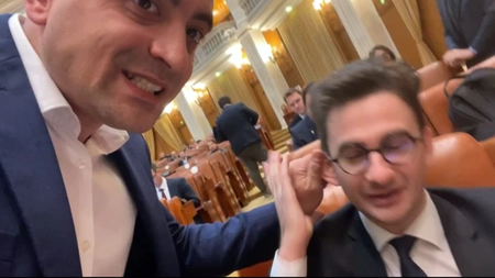 George Simion și-a cerut scuze de la Iulian Bulai pentru că l-a apucat de urechi