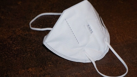 Prima ţară din UE care reintroduce restricţiile COVID-19