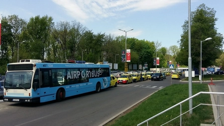 Noi tipuri de transport promise de conducerea Aeroportului Internațional Iași