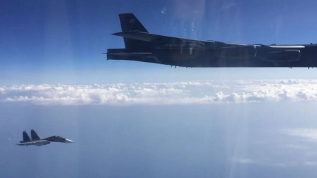 Atac aerian cu rachete de croazieră lângă graniţa Poloniei, afirmă un oficial american