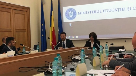 Școlile din Iași pot beneficia de reducerea facturilor la gaze și curent electric