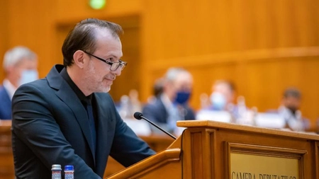 Înainte de discursul preşedintelui Volodimir Zelenski, Florin Cîțu a făcut o gafă în Parlament