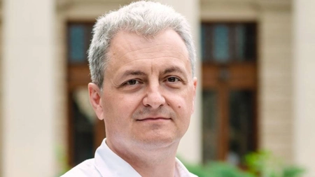 Radu Ghidău spune cum ar trebui să se voteze democrat judecătorii CCR