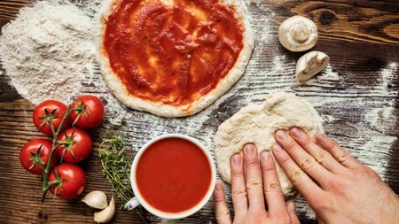 Aluat de pizza pufos. Trucuri simple pentru cea mai bună pizza făcută acasă