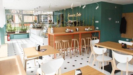 Cafeneaua „Erasmus” a fost inaugurată la UAIC Iaşi - FOTO