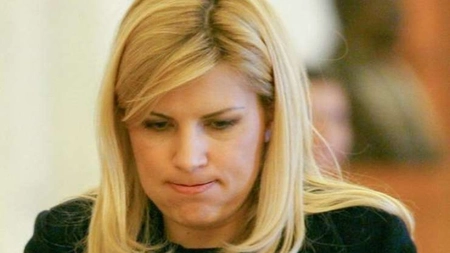 Elena Udrea vorbește zilnic cu fiica ei, la telefon, din Bulgaria