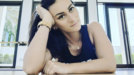 Cine este Roxana Chiperi? Concurenta de la iUmor nu a avut parte de o copilărie ideală