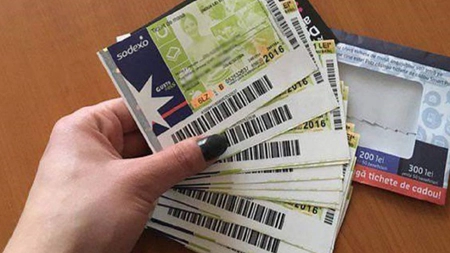 Românii vaccinați cu schema completă vor fi răsplătiți financiar