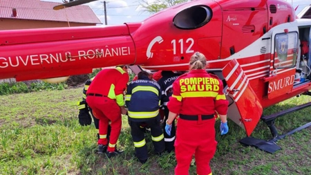 Accident rutier în judeţul Prahova. O mamă cu copilul de mână, loviți pe trecerea de pietoni. Fetiţa în vârstă de 8 ani a murit