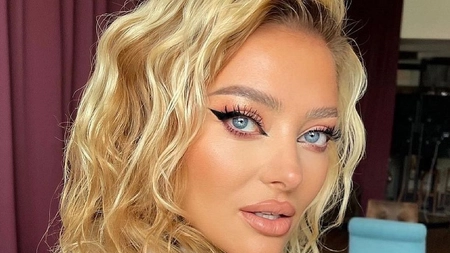 Delia, schimbare de look extravagantă! Fanii au rămas fără cuvinte