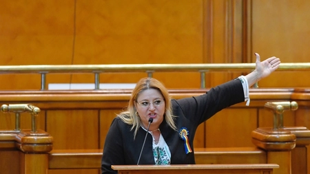 Diana Șoșoacă, biografie - De câte ori a fost căsătorită avocata?
