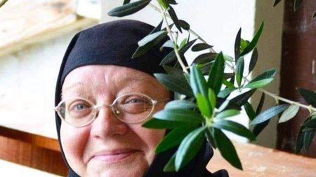 Monica Fermo nu apare pe Wikipedia, dar are o viață de film! De ce a ales să se dedice bisericii