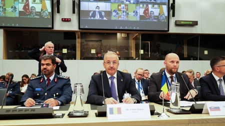 Vasile Dîncu a participat la reuniunea miniștrilor apărării NATO