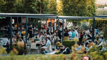 Iconic Garden, o nouă grădină urbană la Iulius Mall Cluj