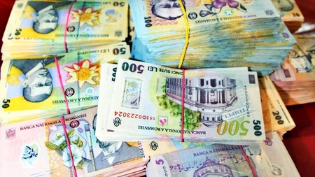 Viaţa românilor se scumpeşte de luni, 1 august. Intră în vigoare primele modificări din Codul Fiscal