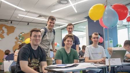 Echipa UAIC s-a calificat pentru a doua oară la etapa mondială a concursului de algoritmică și programare ICPC