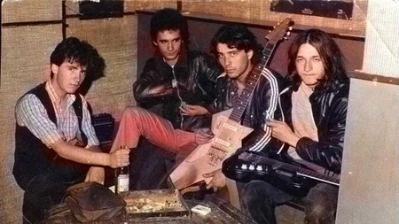 Rocker-ul rebel, care avea probleme cu Miliția, este astăzi ajutorul polițiștilor britanici