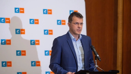 Vicepreședintele USR Ionuț Moșteanu, atac la adresa Guvernului: „Nicolae Ciucă și Marcel Ciolacu trebuie să plece acasă