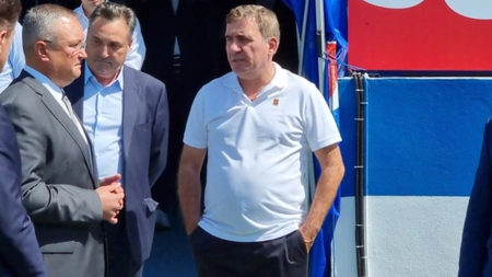 Premierul Nicolae Ciucă și ministrul Lucian Bode, prezenți la Constanța într-o vizită de lucru alături de Hagi și Gică Popescu - LIVE VIDEO