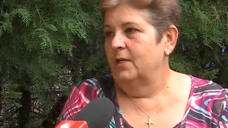 Drama femeii care trăieşte cu o şopârlă în burtă: „Doctorii m-au trimis la psihiatru”