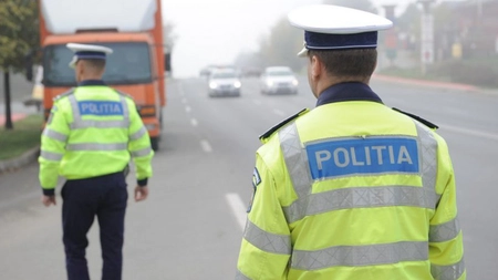 Noul cod rutier prevede amendă de până la 4.500 de lei pentru traversarea neregulamentară a căii ferate