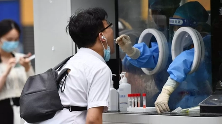 Încă un oraș din China a intrat în lockdown din cauza COVID