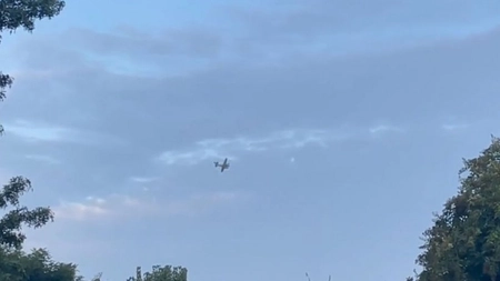 Un pilot care zboară deasupra statului Mississippi amenință că va intra cu avionul într-un hipermarket