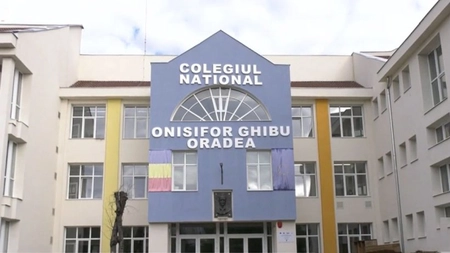 Costuri zero la curentul electric. O şcoală din Oradea a instalat 300 de panouri solare