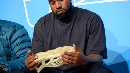 Adidas rupe colaborarea cu Kanye West: pierderile companiei se vor ridica la peste 250 de milioane de dolari