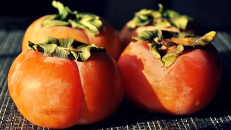 Cum se mănâncă kaki? Sfaturile specialiștilor pentru a identifica rapid fructele coapte