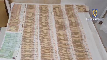 Captură uriaşă în urma percheziţiilor din clanul Corduneanu! Kilograme de aur, pistoale şi zeci de mii de euro - EXCLUSIV, FOTO, VIDEO