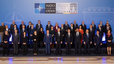 Miniştrii de Externe NATO, declaraţie adoptată la Bucureşti