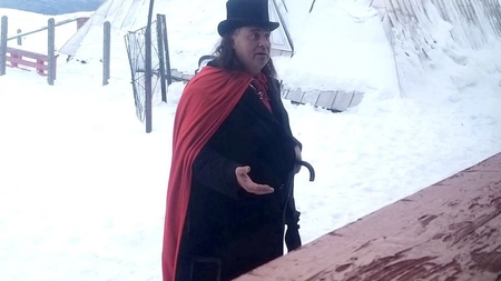 Salvamontiștii din Bușteni pot spune că le-au văzut pe toate: Dracula, însoțit de o sticlă de pălincă, intenționa să ajungă la Vârful Omu