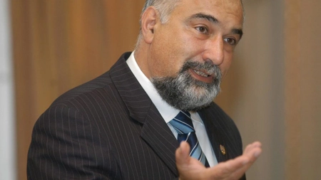 Varujan Vosganian: „Trebuie să i se reamintească lui Zelenski drepturile pe care ar trebui să le aibă românii din Ucraina”