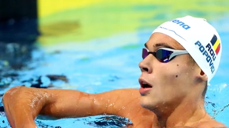 David Popovici este calificat în finala probei de 200 de metri liber, la Campionatele Mondiale în bazin scurt